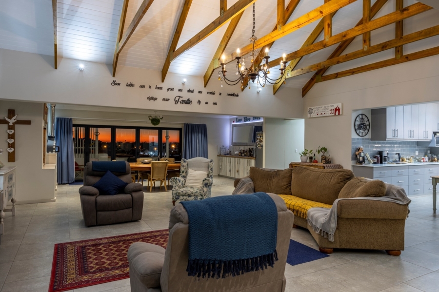5 Bedroom Property for Sale in Da Gama Bay Western Cape